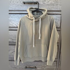 Green fashion hoodie
